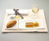 神楽坂「ラリアンス」が機内食提供へ－国内線初のファーストクラスに
