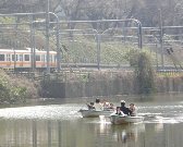 春の陽気で都心の水辺に歓声－90年目を迎えた東京初のボート場