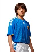 中村俊輔選手が学校訪問しレッスン直伝－アディダスが新キャンペーン
