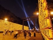 靖国神社で夏の風物詩「みたままつり」－今年で62回目