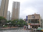 神楽坂下のマクドナルド飯田橋店、29年の歴史に幕－6月末閉店へ