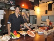 四谷荒木町にイタリア居酒屋－系列レストランの味をカウンターで提供