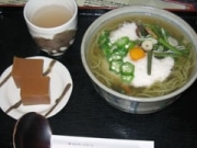 伊勢市天然記念物「蓮台寺柿」の葉を使ったメニューが登場
