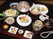 志摩の旅館が「真珠貝の貝柱づくし」宿泊プラン－期間限定で提供