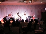 伊勢出身ジャズシンガー板谷薫さん、地元でCD発売記念ライブ