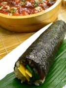 「満腹になるので」郷土料理「手こね寿司」を恵方巻きに－志摩の旅館の朝食で