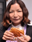 ご当地バーガー「勝っお（鰹）ばーがぁー」－志摩市磯体験施設海ほおずきで
