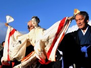 志摩・安乗神社で神事「三番叟の舞」－天下泰平など祈り、人形が舞う