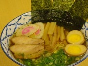 昔ながらの中華そば店「おはらいそば」－伊勢神宮おはらい町入り口に