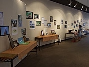 トールペイントや樹脂粘土による猫たちが集合－写真家らが展示会