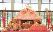 石垣のホテルで「ジンジャーブレッドハウス」展示−クリスマスイベントも