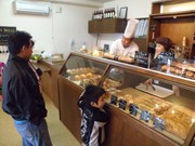 石垣・バイパス沿いに焼きたてパンの新店－元ホテルのシェフが開く