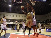 石垣で初のｂｊリーグ公式戦、キングスが2連勝−満員の観客に沸く