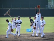 石垣島で千葉ロッテキャンプイン−日本一奪還へ