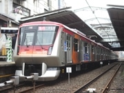 東急大井町線で急行運転開始－新型デザイン「6000系」登場