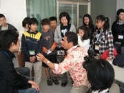 小学生児童ら制作の映画を上映－「恋しくて」中江監督が指導