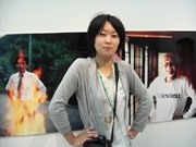 石川県出身の写真家、梅佳代さんがふるさとを撮った写真展