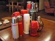 金沢に「給茶」スポットが誕生中－マイ水筒持参でコーヒーや日本茶を