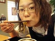 1カ月間「絹モズク」生活－すし店の長女、能登の食材PRで挑戦