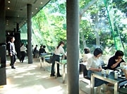 石川県立美術館に辻口博啓さんプロデュースのカフェ新店