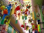 金沢の古き美しき正月風景を再現－近江町市場の軒先に「べんだい」