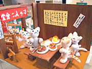 金沢のギャラリーで「猫展」－千点を展示販売、「猫の街」のオブジェも