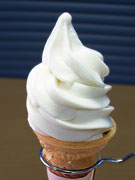 「溶けないソフトクリーム」話題に－金沢の食品研究会社が販売開始