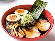 富山ブラックラーメン「麺家いろは」、香林坊109に金沢初出店