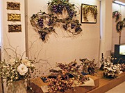 金沢のアートフラワーサークル「花メロディー」が作品展－自分色を表現