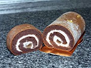 金沢・大野のしょうゆ入りチョコレートロールケーキ－「サンニコラ」が開発