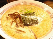 あっさり豚骨ラーメンをワンコインで－神保町にラーメン店「哲麺」