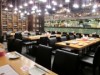 お茶の水に鶏料理専門店「東京丸鶏」－ロティサリーマシンで焼き上げ