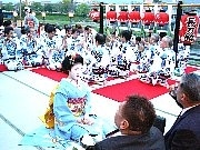 夏の風物詩「鴨川納涼床」始まる－長刀鉾祇園囃子の初げいこも