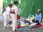 円山公園野外音楽堂でフリーマーケット「そら市・円山」