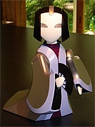 京大発ベンチャー「ロボガレージ」、新作・紫式部ロボ発表－大津石山寺で