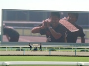 JRA京都競馬場で初の「人が走る」レース－駕籠かきレースも