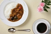 からすま京都ホテルで特別カレー提供中－宴会場使いGW限定企画