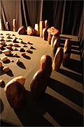 京都・寺町で「木で作った石」の作品展－端材を磨き制作
