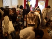 西荻窪のアンティークショップ4店が合同でフリーマーケット開催