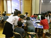 吉祥寺の小学校で点字の授業－「点字テプラ」使い打刻体験も
