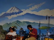 銭湯で74分1カット映画の公開記念ライブ－舞台は吉祥寺