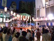 吉祥寺で恒例「ふれあい夏まつり」－成蹊大学生もボランティア参加