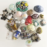 KOBEとんぼ玉ミュージアムで企画展－作家12人の作品150点を展示