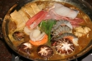京橋に初のカレー鍋専門店－秘伝スープと30種のスパイスで