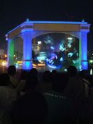 八軒家浜で光・水・映像・音響の幻想的ナイトショー－「水都大阪2009」で