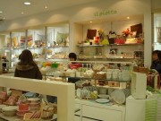 京橋の「おしゃれ系」105円均一店がリニューアル－人気は食器類