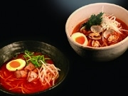 町田に「辛味」にこだわるラーメン店－とんこつ、海鮮塩の2種類を提供