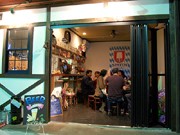 町田文学館通りに「地ビール専門」ビアホール－女性店主が開業