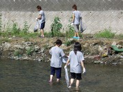 「境川クリーンアップ作戦」－町田・相模原市民が大規模清掃