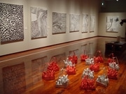 松本市美術館で草間彌生さんの特別展－初公開の原画も展示